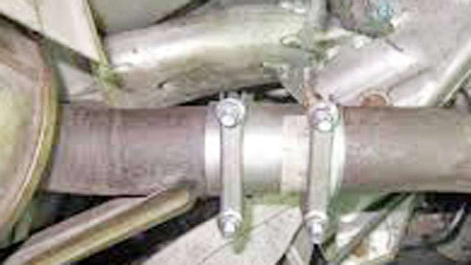 How to Weld Exhaust Pipe Without a Welder