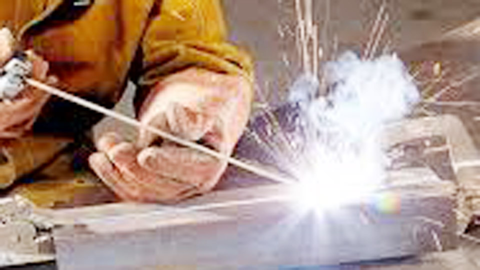 Do I Push or Pull When Stick Welding