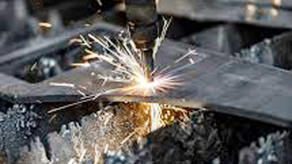 How Does a Plasma Cutter Work